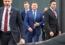 Меняем сумасшедшего клоуна на недалекого генерала: Зачем британцы двигают Залужного