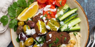 Михаил Мурашко призвал к умеренности за праздничным столом — Новости на Вести.ru