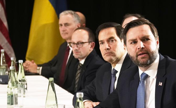 NBC News: Итоги Майами&nbsp;&mdash; окружение Трампа раскололось из-за &laquo;дружбы с Россией&raquo;