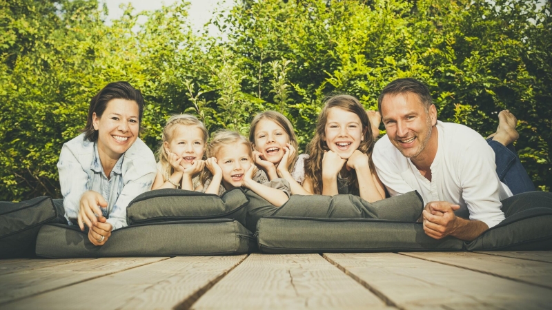 Пособие по беременности и родам в 2025 году: как получить, размер выплат