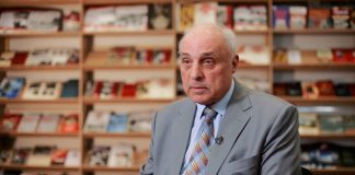 Профессор Щербаков объяснил инфантилизм зумеров жизнью в комфортных условиях — Новости на Вести.ru