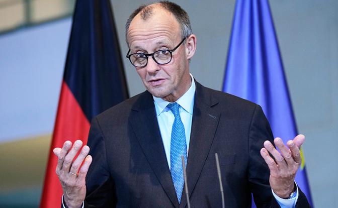 Пугая немцев возрождением СССР, Мерц может проворонить восстановление ГДР