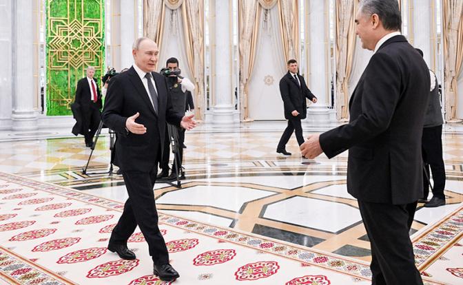 Путин удивился бодрствованию лидера Туркмении и похвалил республику за нейтралитет