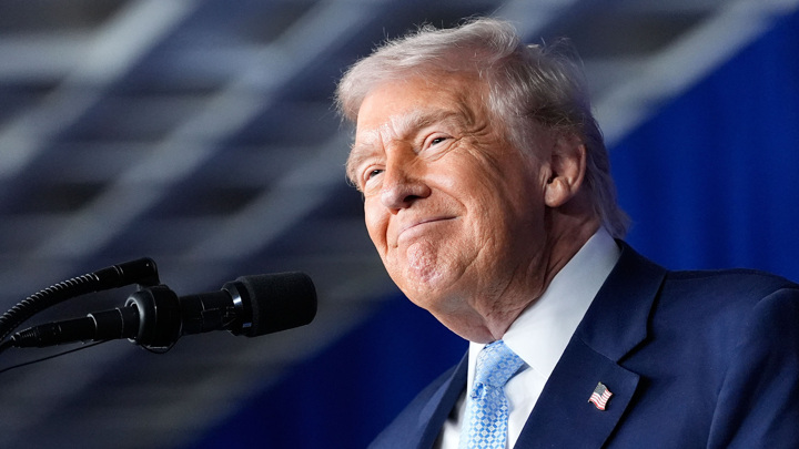 Трамп подписал указ о переквалификации марихуаны в средство с лечебной пользой — Новости на Вести.ru