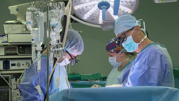 В онкоцентре Блохина провели уникальную операцию по удалению опухоли на сердце — Новости на Вести.ru