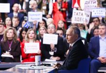 Владимир Путин изменил традицию «Прямых линий»: об экономике — почти ничего