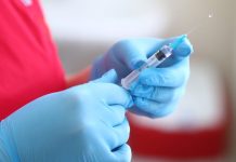 ВОЗ опровергла связь прививок с развитием аутизма — Новости на Вести.ru