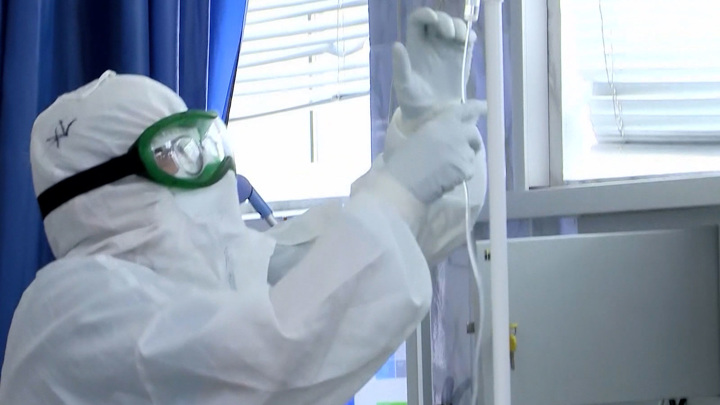 Врач Вахрушева: для гонконгского гриппа характерны жар, ломота и слабость - Новости на Вести.ru