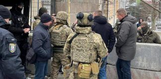 За сутки до встречи во Флориде Трамп взял в заложники любимых кнопкодавов Зеленского