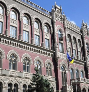 Дефицит бюджета Украины приблизился к историческому максимуму