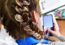 Горячая линия заработала для пострадавших в ДТП с туравтобусом в Приморье — Новости на Вести.ru