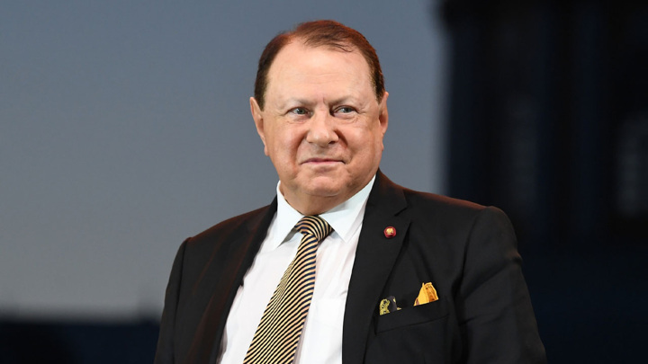 Mash: президенту "Ленкома" Марку Варшаверу удалили опухоль - Новости на Вести.ru