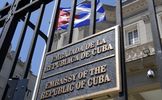 Николай Платошкин: Без нефти Венесуэлы и помощи извне Куба обречена. Так и будем смотреть?