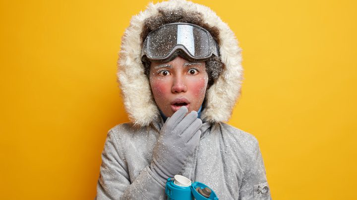 Обморожение и переохлаждение: признаки, степени, первая помощь, что нельзя делать, профилактика и лечение