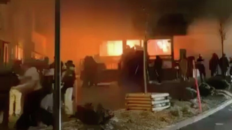 Посольство в Швейцарии пока не знает о пострадавших при пожаре россиянах