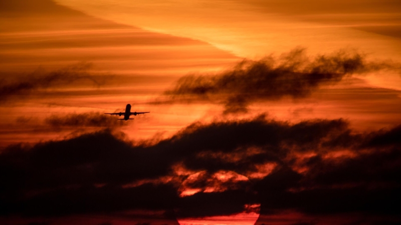 Рейсы из Москвы в Бухару и Термез вынужденно сели в Навои и Самарканде