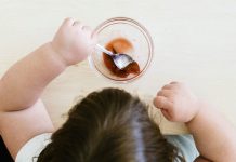 В Британии для борьбы с ожирением у детей запретили дневную рекламу вредной еды — Новости на Вести.ru