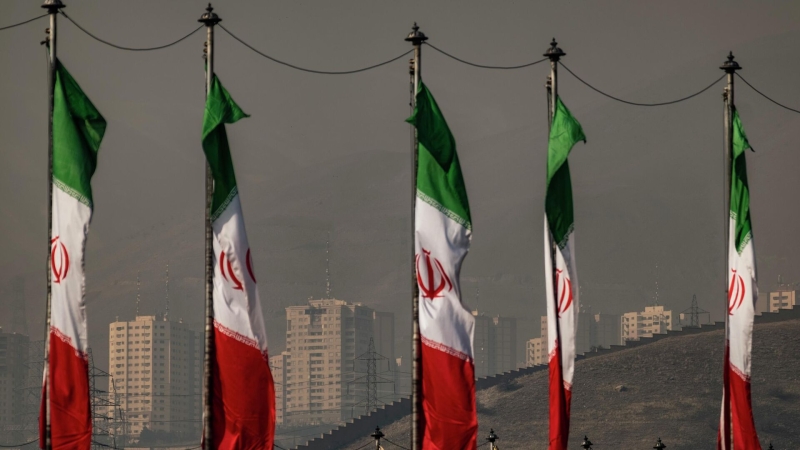 В Иране два человека погибли при стрельбе по сотрудникам сил правопорядка