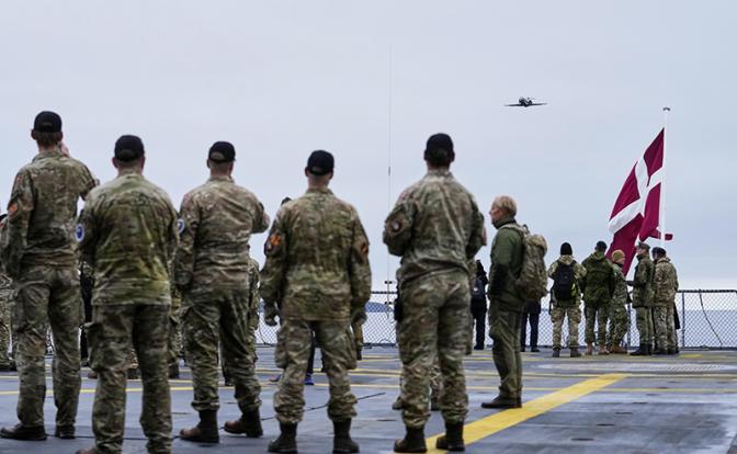 В ответ на выверты психопата Трампа Европа шлет в Гренландию войска&nbsp;&mdash; пока помаленьку, но тем не менее