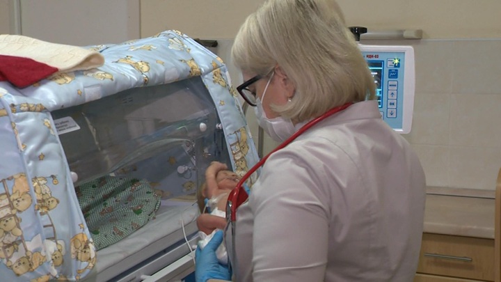 В Петербурге для спасения недоношенных детей используют специнкубаторы - Новости на Вести.ru