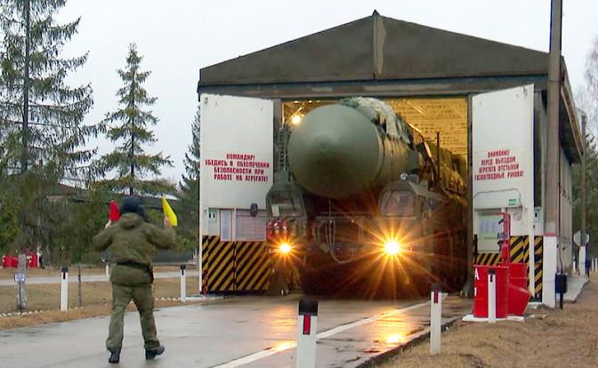 Генерал Ивашов: Время глобальных мирных договоров заканчивается, СНВ-3 это подтверждает