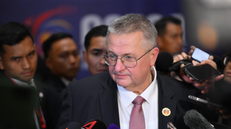 Россия открыта к сотрудничеству по Северному морскому пути, заявил МИД