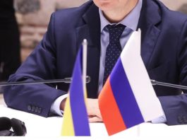 Скотт Риттер назвал имя преемника Путина, и тот сейчас в Женеве