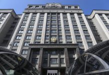 В ГД предложили разрешить ставить в школах автоматы со здоровыми снеками